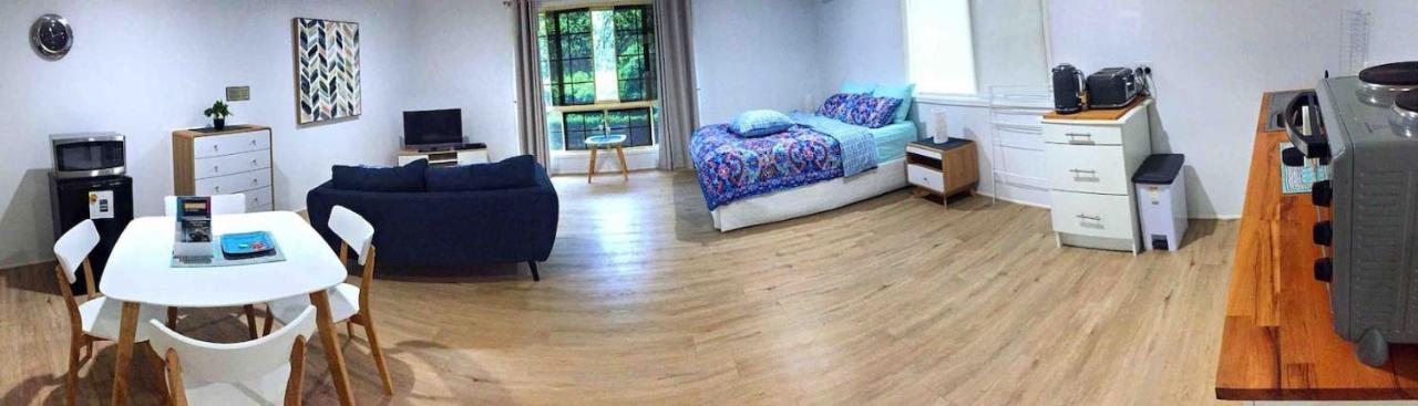 Large Studio Unit Close To Theme Parks Gold Coast Zewnętrze zdjęcie